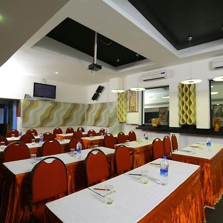 Hotel Oriental Inn Chennai Luaran gambar